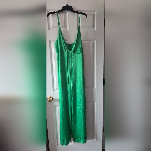 Wild Fable Satin Wide Leg Jumpsuit Size L - Picture 1 of 5
